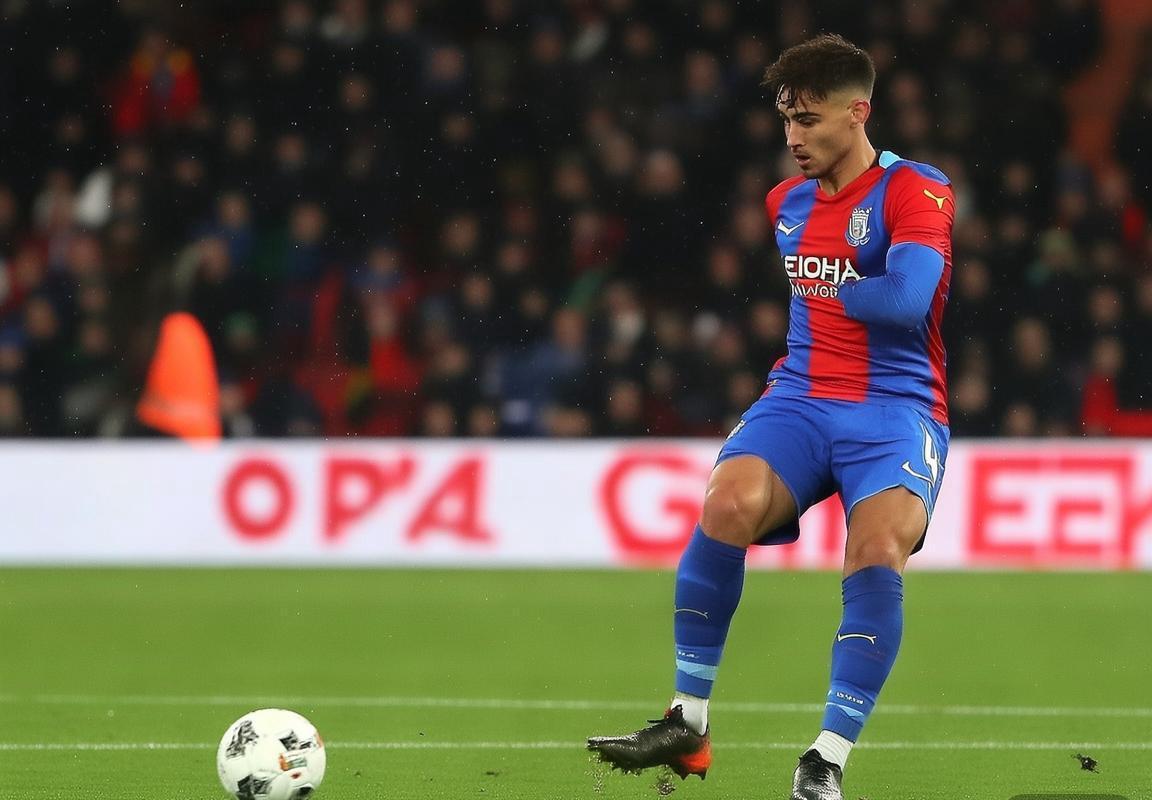 埃贝雷奇·埃泽转会悬念：曼城与曼联竞逐水晶宫边锋